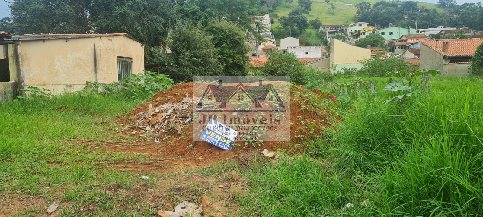 Terreno à venda com 300m² de terreno no Centro, Piranguinho (MG) — foto 2 de 6