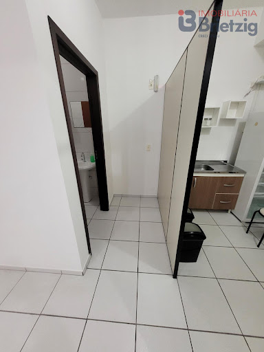 Sala para alugar, 52 m² por R$ 2.000,00+ taxas/mês - Bom Retiro - Joinville/SC