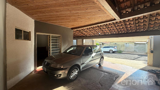 Casa à Venda em Jardim Adamantina, 3 Quartos por R$160.000