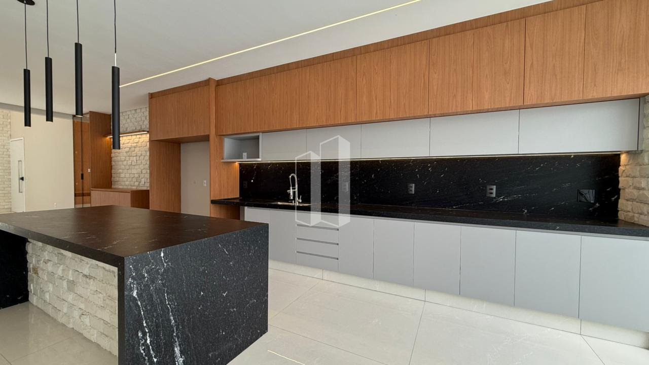 Casa à venda com 4 quartos, 4 suítes, 4 vagas e 207m² no Jardim Europa, Goiânia (GO) — foto 20 de 30