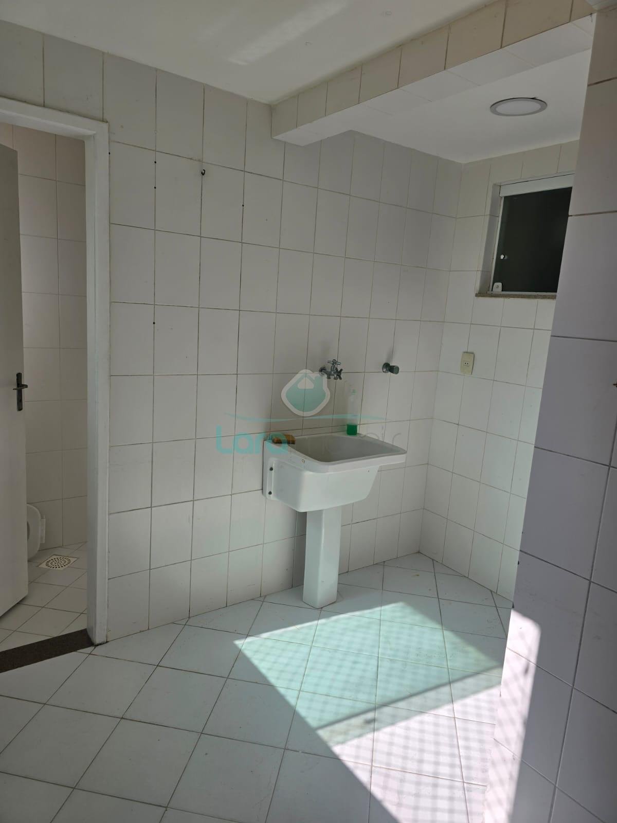 Apartamento para alugar com 4 quartos, 1 suíte, 2 vagas e 120m² no Cavaleiros, Macaé (RJ) — foto 14 de 18