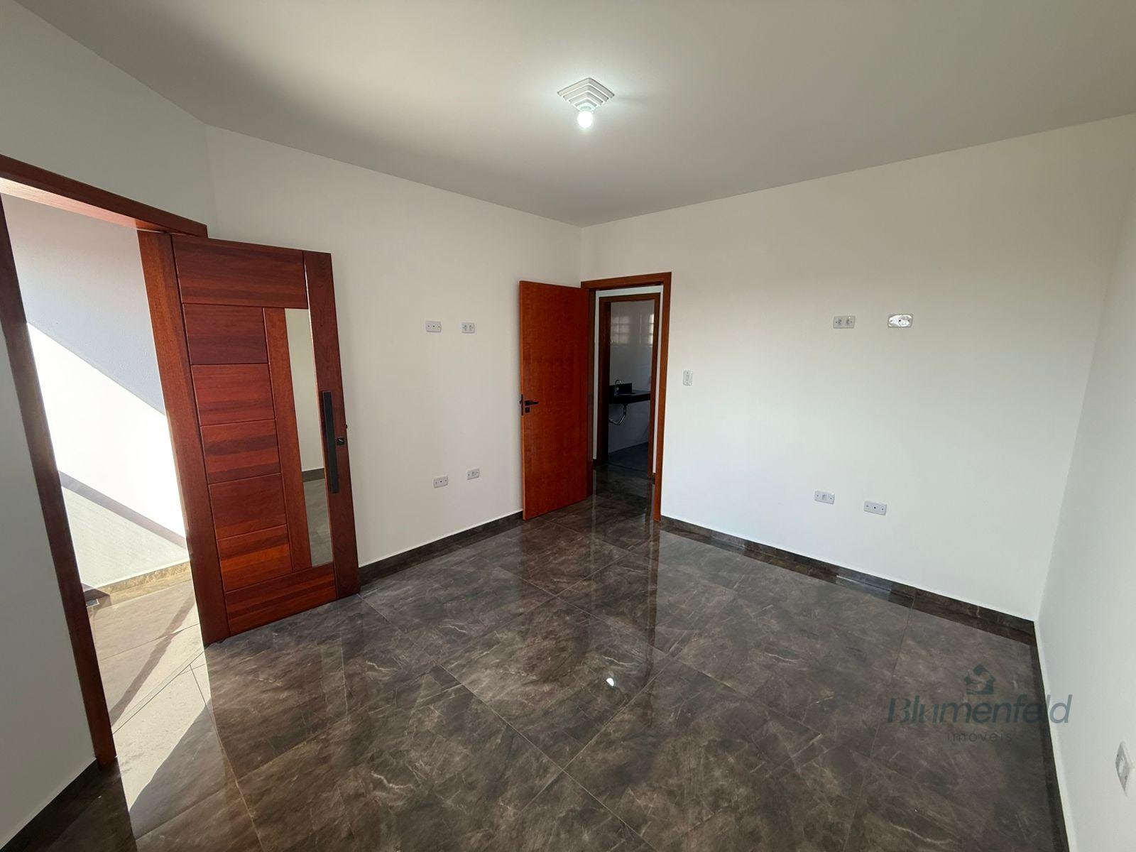 Casa à venda com 2 quartos, 2 banheiros, 3 vagas e 80m² no Jardim Rio Negro, Itaquaquecetuba (SP) — foto 9 de 16