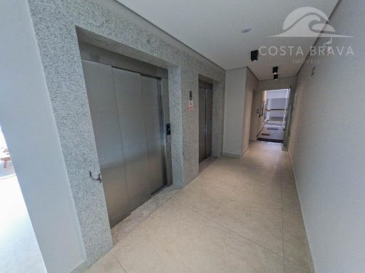 Cobertura Exclusiva: Vista Montanhas, Clube e Mar Caiobá
