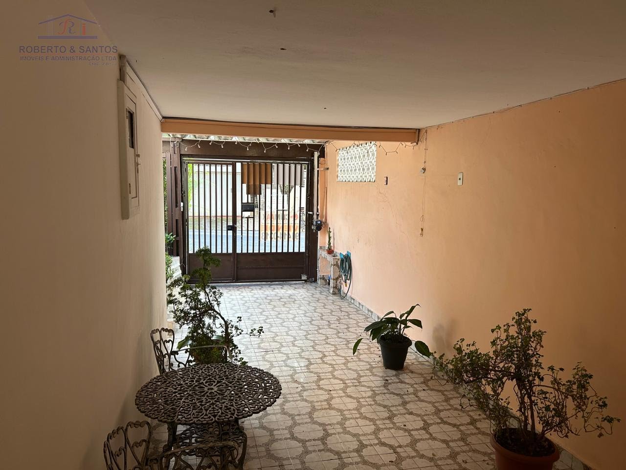 Garagem, outra vista