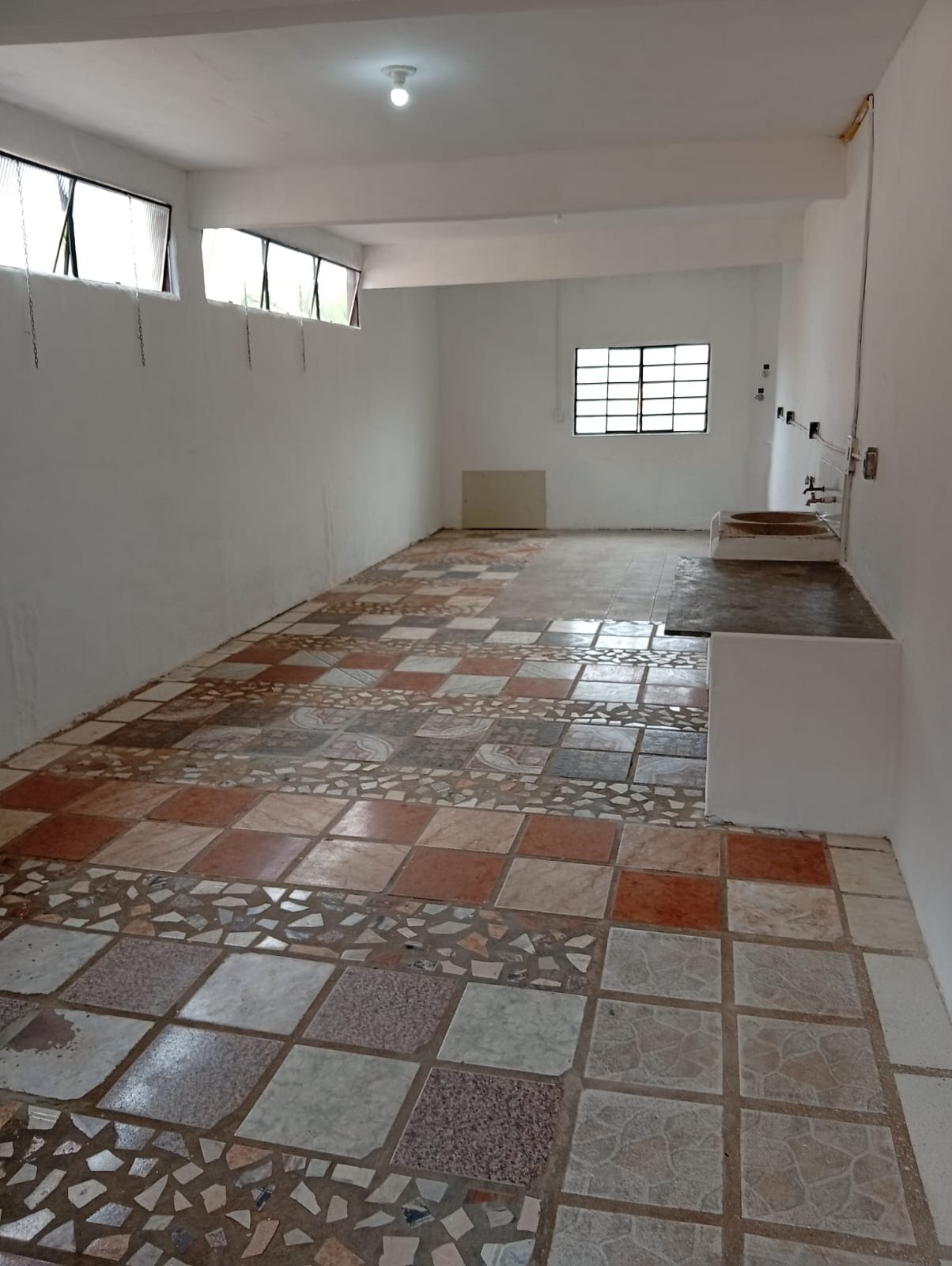 Casa para alugar com 3 quartos, 1 suíte, 1 vaga e 150m² no Etelvina Carneiro, Belo Horizonte (MG) — foto 4 de 20