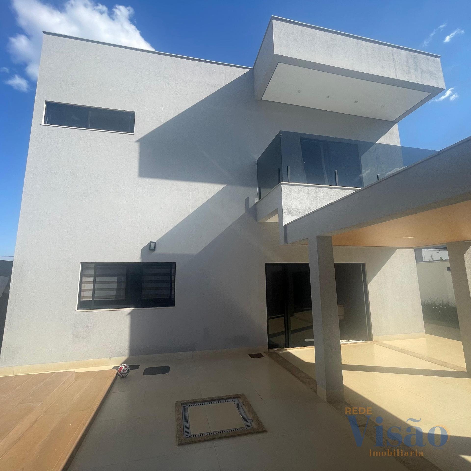 Casa à venda com 4 suítes, 2 vagas e 450m² no Paracatuzinho, Paracatu (MG) — foto 10 de 30