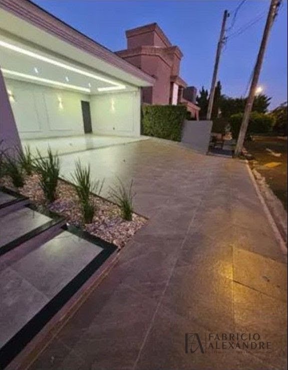 Casa à venda com 3 quartos, 3 suítes, 3 vagas e 256m² no Gaivota I, São José do Rio Preto (SP) — foto 10 de 13