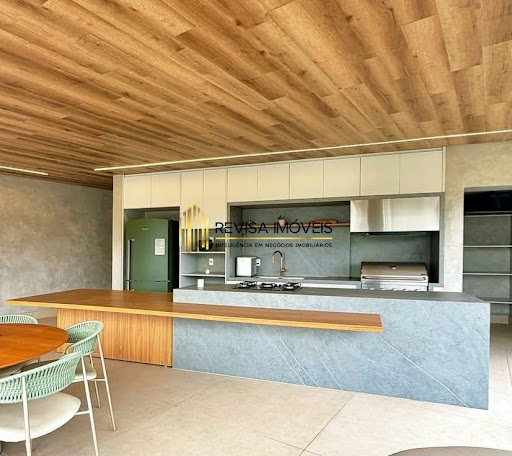 Casa Luberon, pronta e mobiliada (com novas fotos em breve), belíssima mansão de esquina no Tamboré em Santana de Parnaíba.