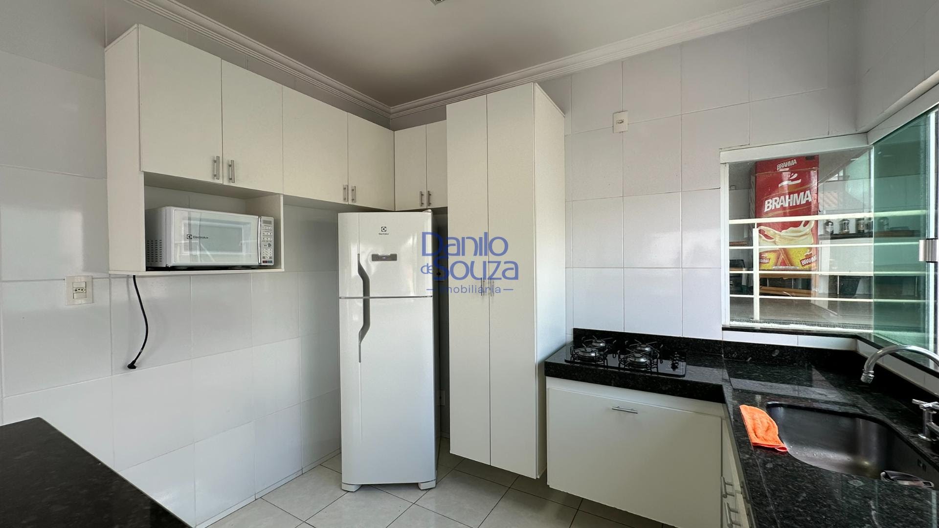 Casa à venda com 3 quartos, 2 suítes e 360m² no Guilhermina Vieira Chaer, Araxá (MG) — foto 10 de 26