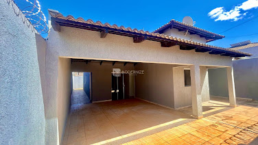Casa em Dona Almerinda  -  Catalão