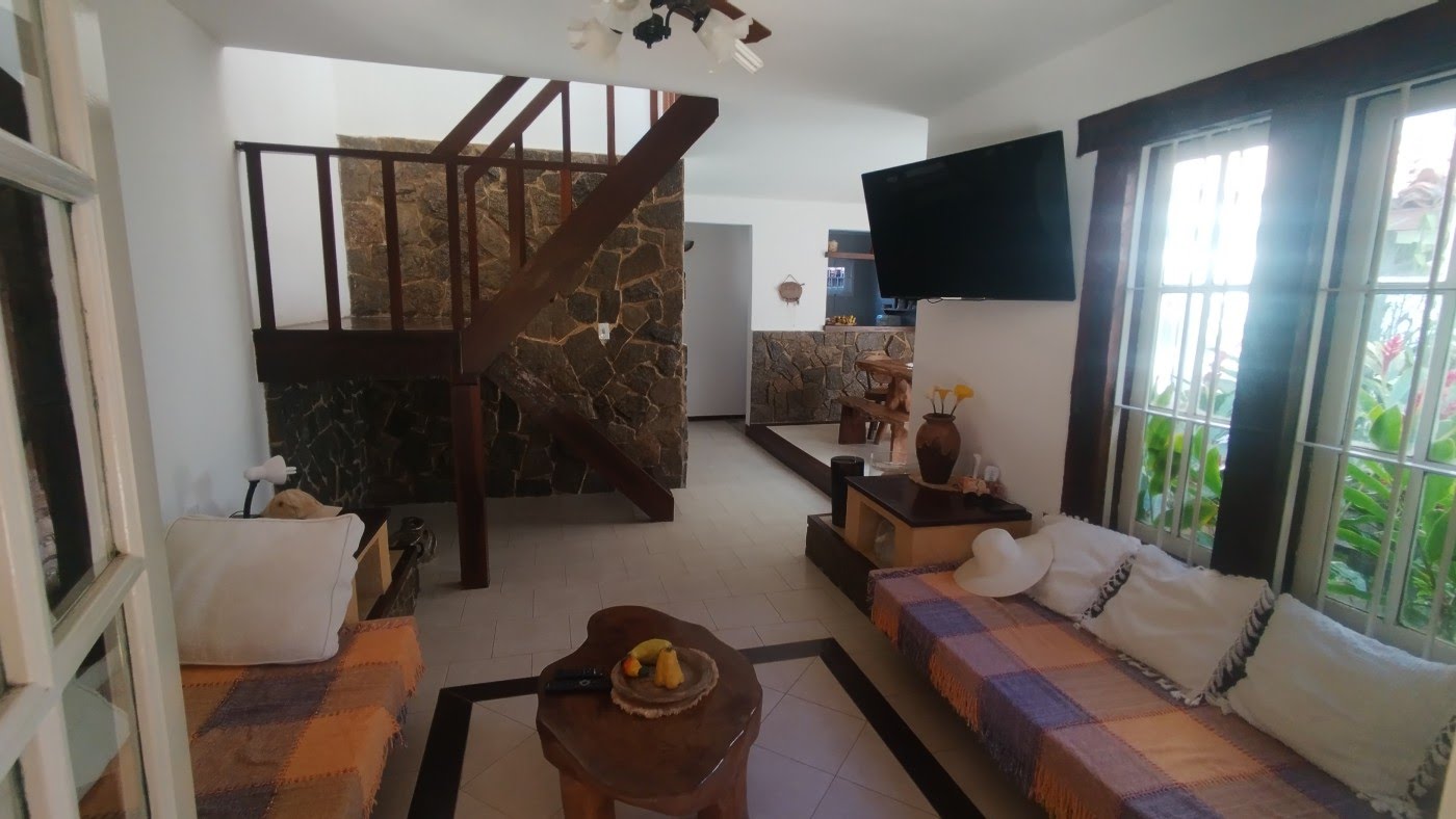 Casa à venda com 3 quartos, 1 suíte, 2 vagas e 480m² no Costazul, Rio das Ostras (RJ) — foto 4 de 30