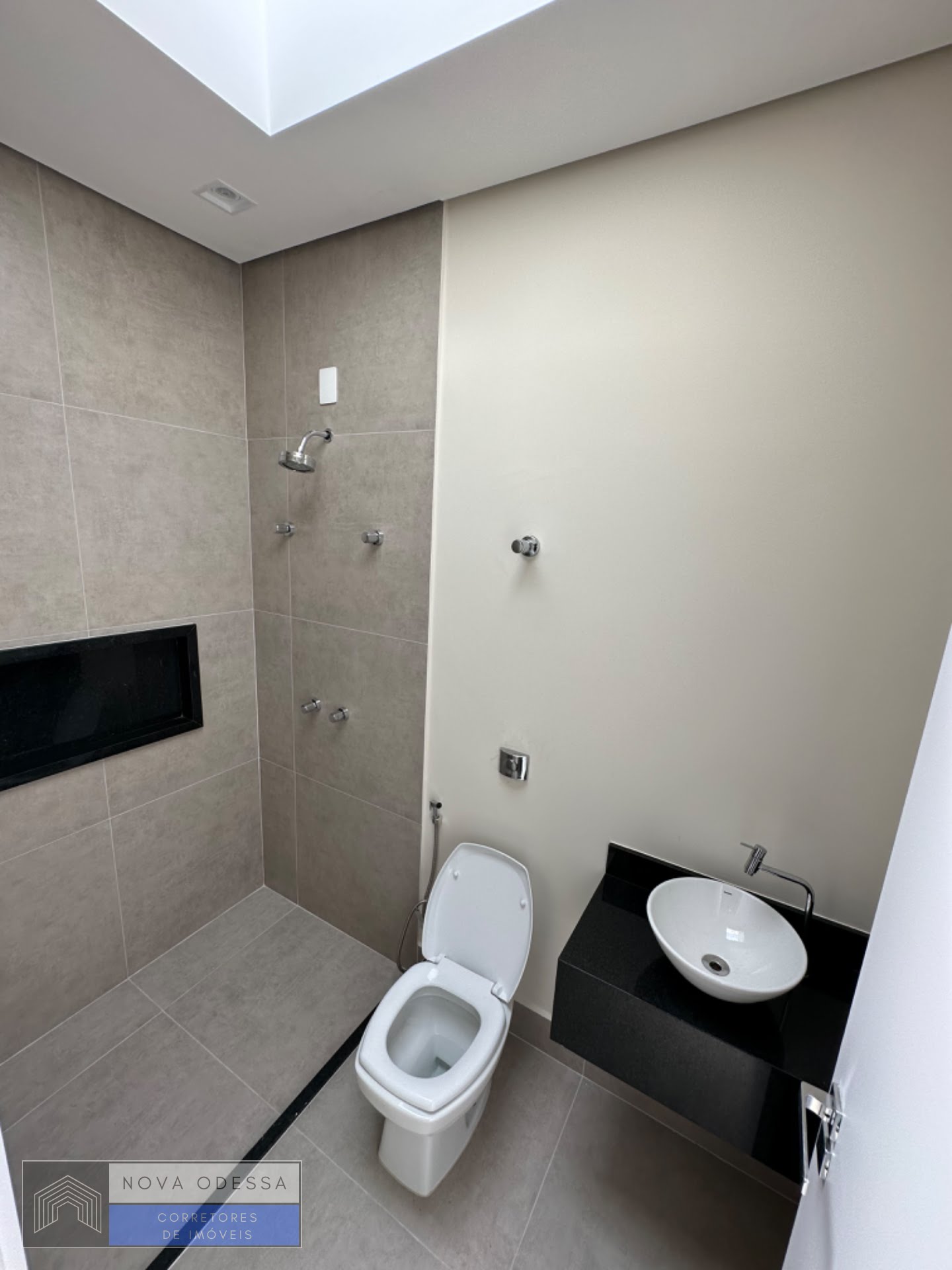 Casa à venda com 3 quartos, 1 suíte, 4 vagas e 185m² no Engenho Velho II, Nova Odessa (SP) — foto 15 de 26