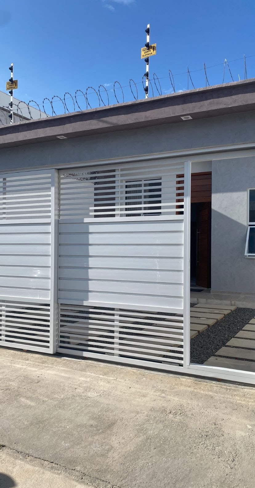 Casa à venda com 3 quartos, 1 suíte e 2 vagas no Sim, Feira de Santana (BA) — foto 2 de 13