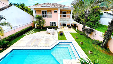 Casa de Luxo à Venda no Recreio RJ: 5 Suítes, 545m², R$2.7M