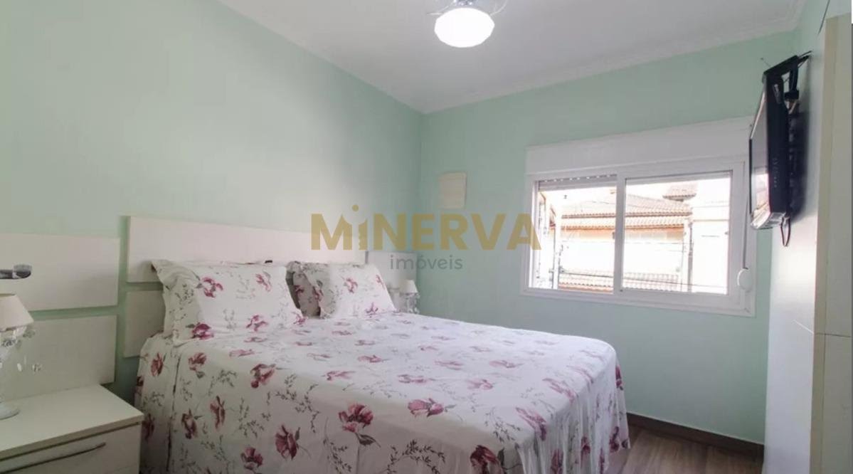 Casa à venda com 5 quartos, 2 suítes, 4 vagas e 250m² no Vila Gomes Cardim, São Paulo (SP) — foto 5 de 11