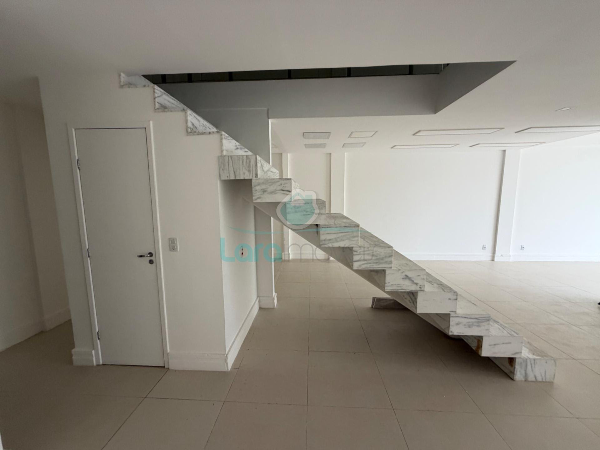 Comercial para alugar com 1 banheiro e 166m² no Lagoa, Macaé (RJ) — foto 7 de 30