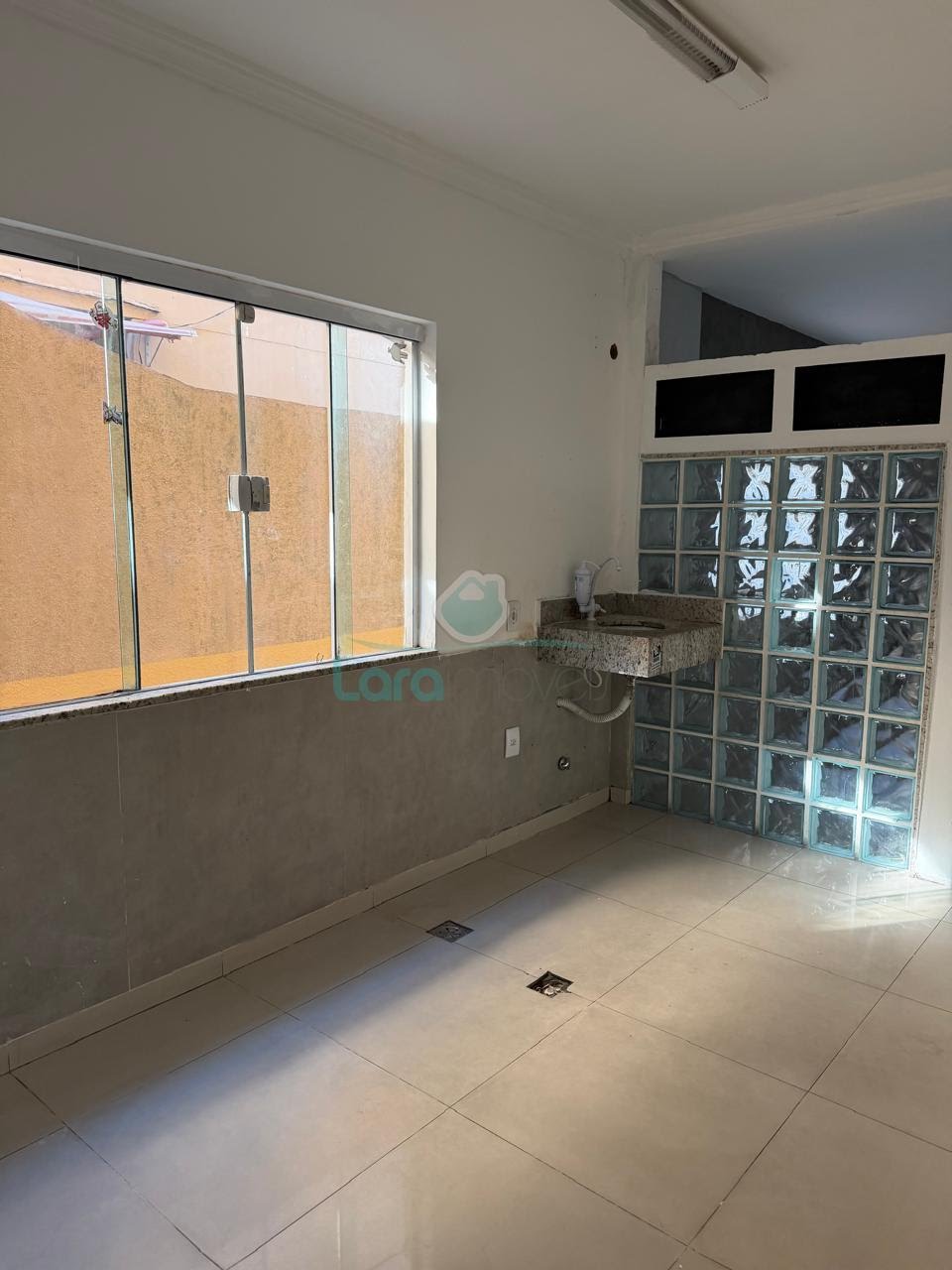 Comercial à venda com 2 banheiros e 101m² no Centro, Macaé (RJ) — foto 10 de 13