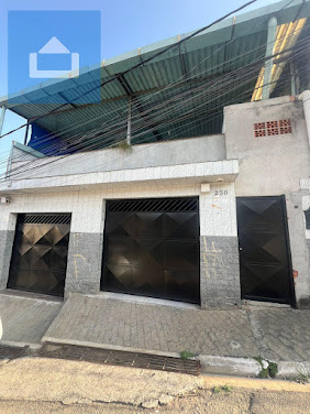 Conjunto de Imóveis em Vila Santa Cruz (Zona Leste)  -  São Paulo