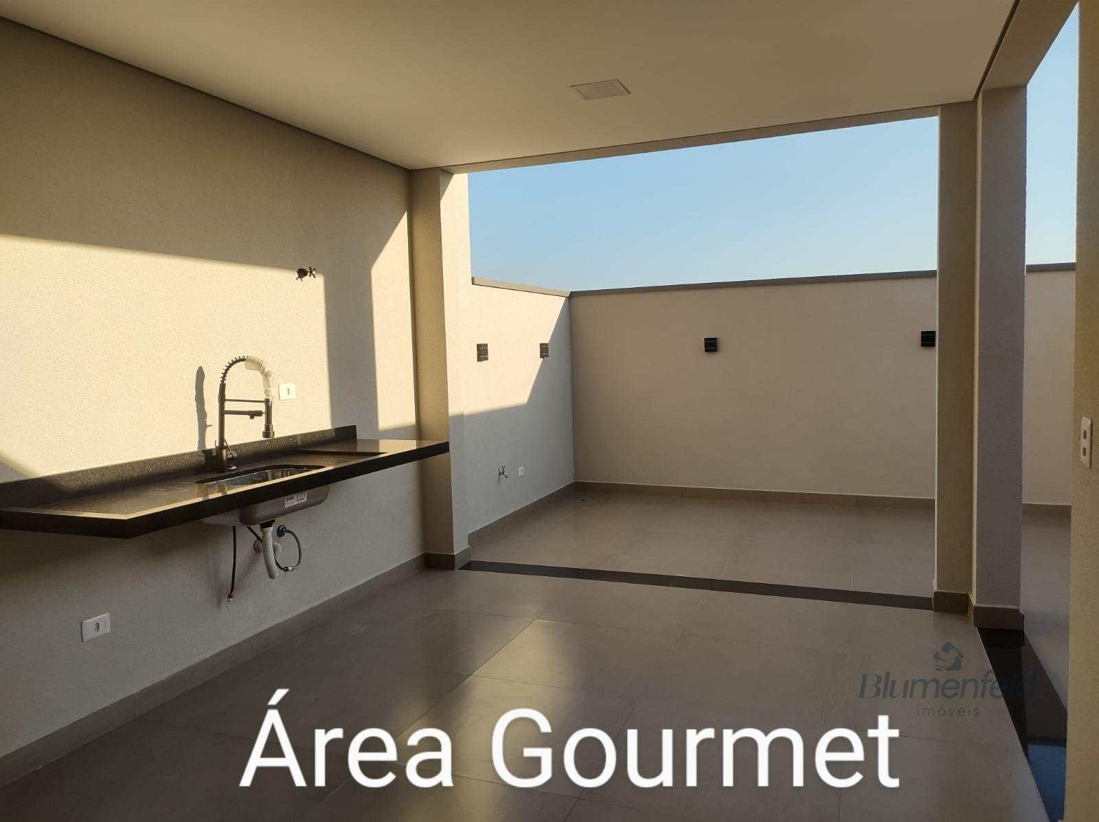 Casa à venda com 3 quartos, 3 suítes, 4 vagas e 136m² no Jardim Planalto, Arujá (SP) — foto 22 de 27