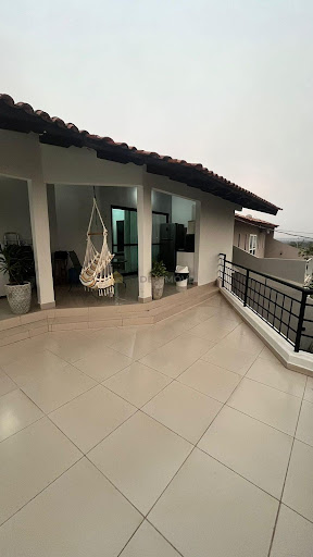 Casa à venda em Jardim Universitário