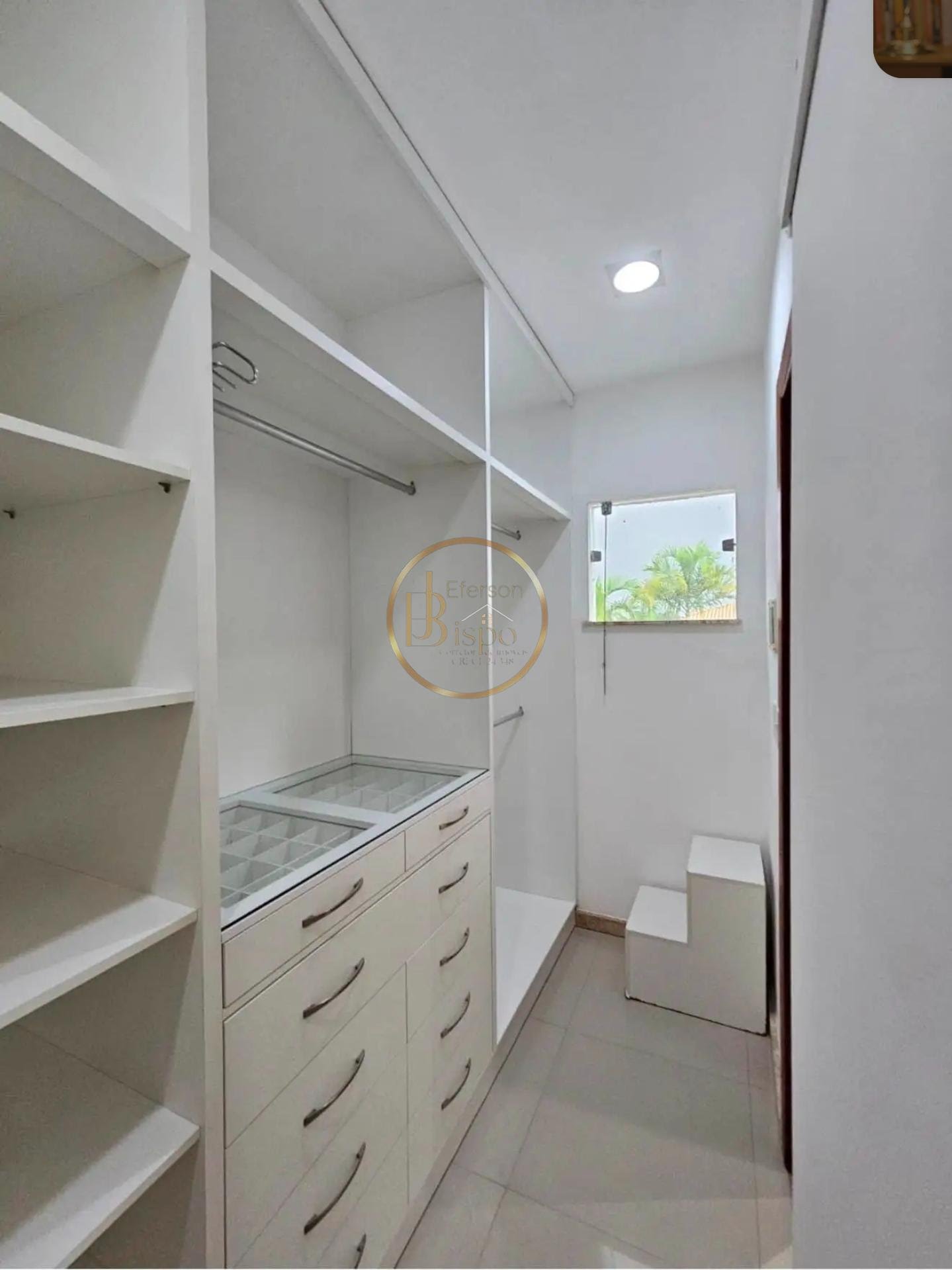 Casa à venda com 4 quartos, 4 suítes, 2 vagas e 300m² no Outeiro São Francisco, Porto Seguro (BA) — foto 8 de 11