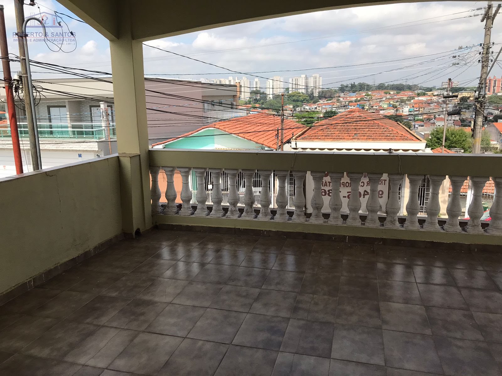 quintal da frente da casa 