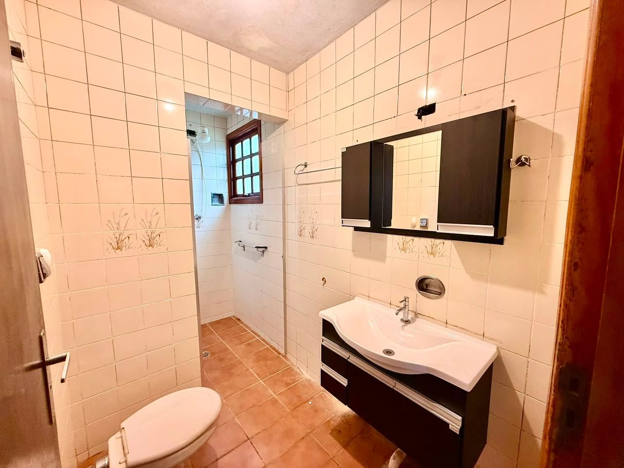 Casa à venda com 3 quartos, 3 banheiros, 4 vagas e 900m² no Jardim Carolina, Ubatuba (SP) — foto 11 de 17