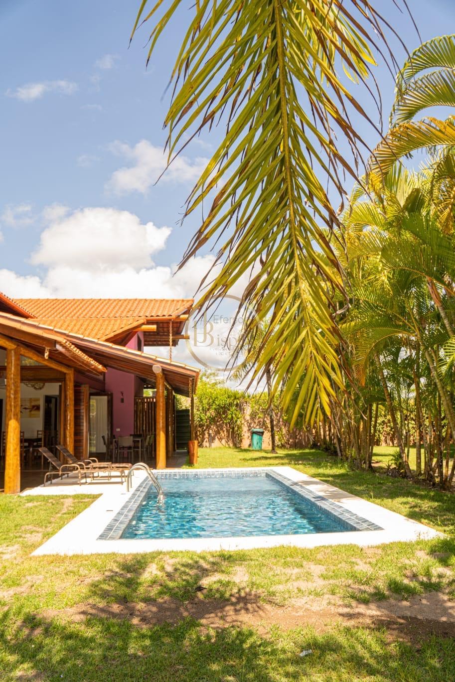 Casa à venda com 4 quartos, 4 suítes, 3 vagas e 350m² no Coroa Vermelha, Santa Cruz Cabrália (BA) — foto 2 de 17