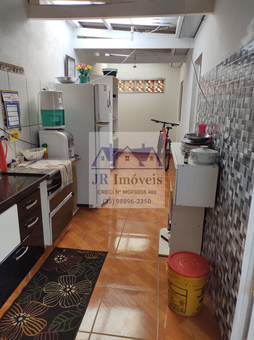 Casa à venda com 2 quartos, 1 banheiro, 2 vagas e 200m² no Vila Rubens, Itajubá (MG) — foto 9 de 30