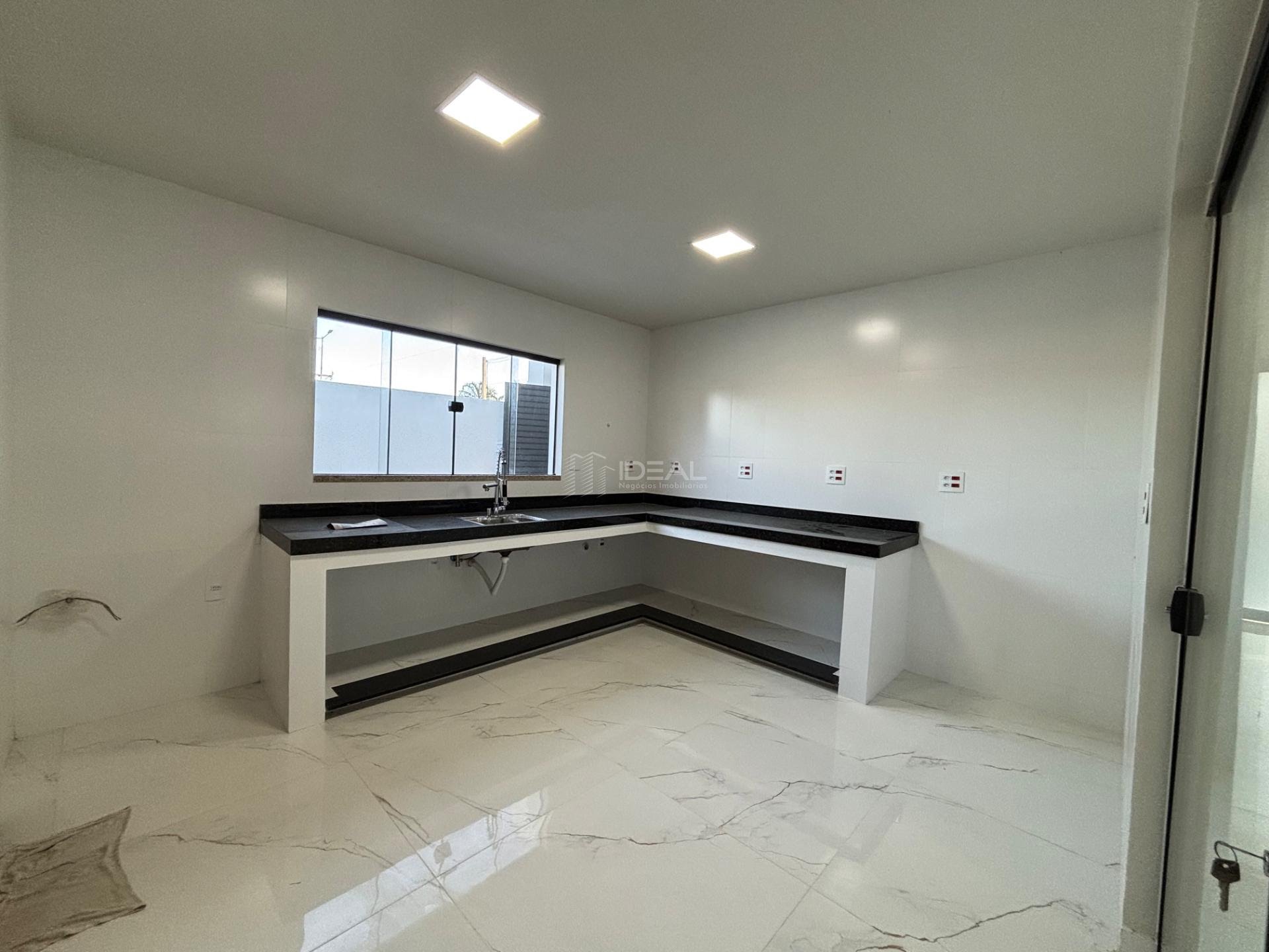 Casa à venda com 4 quartos, 3 suítes, 2 vagas e 221m² no Rodoviário, Campos dos Goytacazes (RJ) — foto 7 de 21