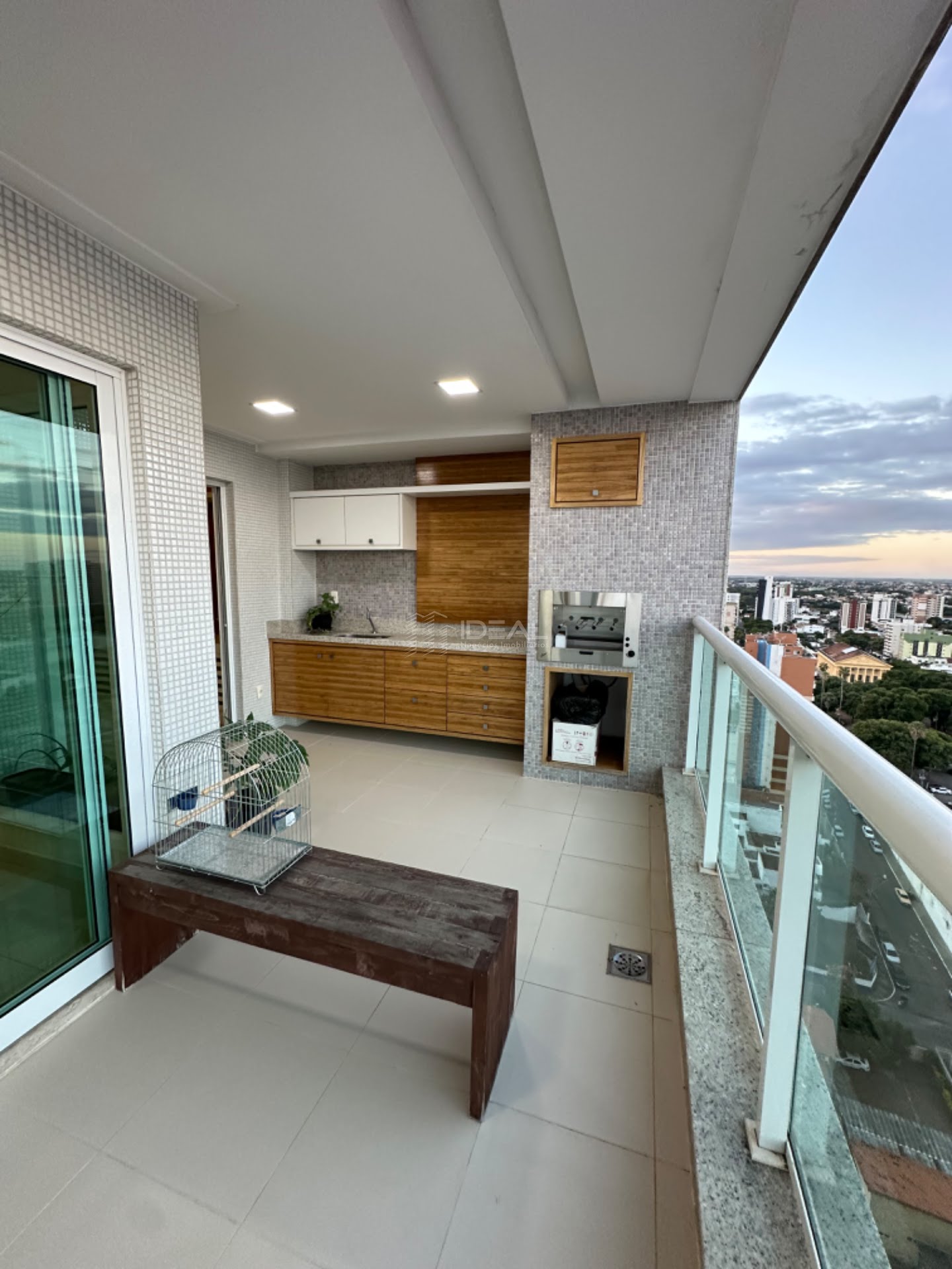 Apartamento à venda com 4 quartos, 3 suítes, 3 vagas e 160m² no Jardim Maria de Queiroz, Campos dos Goytacazes (RJ) — foto 26 de 30