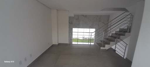 Casa à Venda em Letícia BH, 145m², 2 Quartos, 1 Suíte, R$675mil