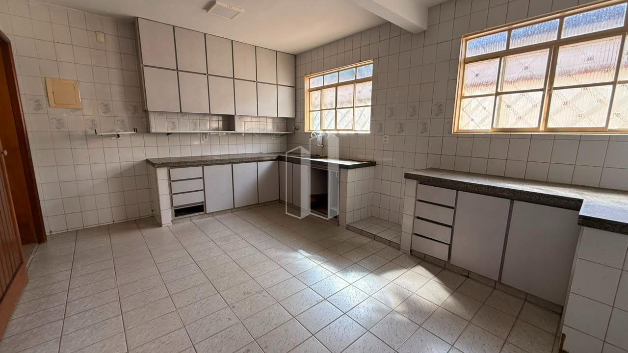 Casa, 6 quartos, 293 m² - Foto 25
