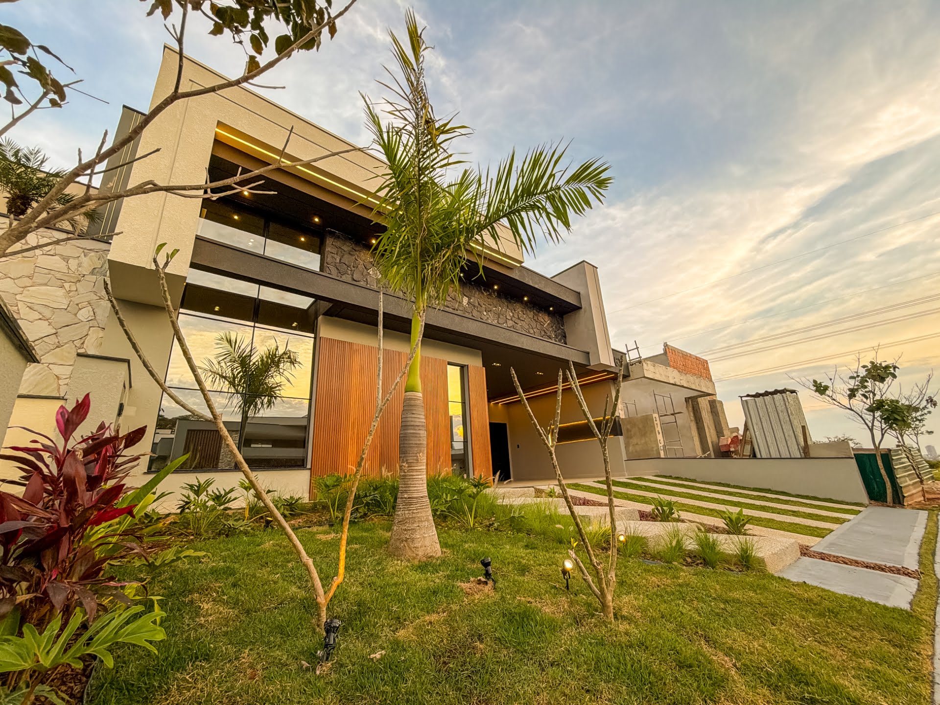 Casa à venda com 3 quartos, 3 suítes, 4 vagas e 213m² no Sapezal, Indaiatuba (SP) — foto 4 de 30