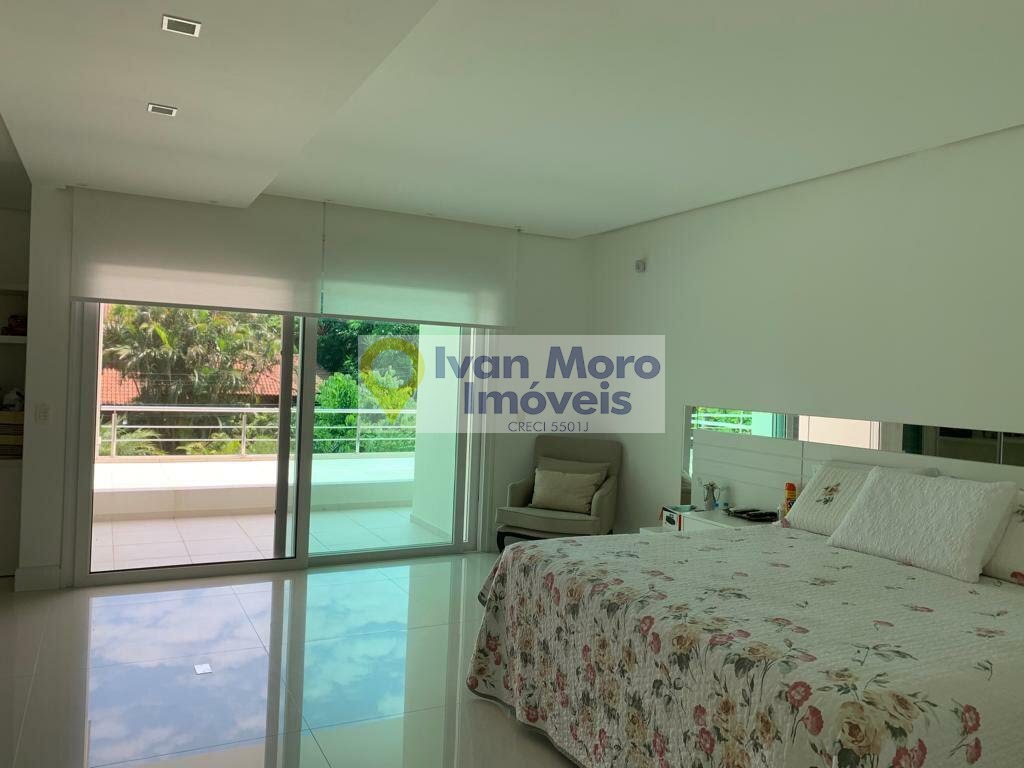 Casa à venda com 8 quartos, 7 suítes, 10 vagas e 950m² no Jurerê Internacional, Florianópolis (SC) — foto 26 de 30