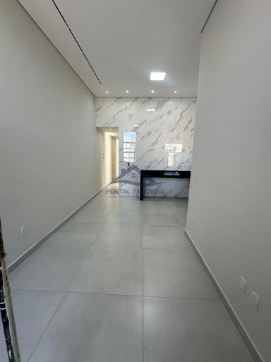 Casa à Venda no Bairro Flórida  -  Sete Lagoas