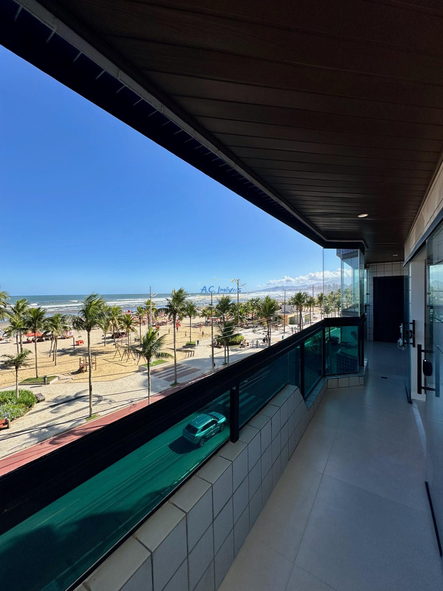Apartamento à venda com 4 quartos, 3 banheiros, 2 vagas e 167m² no Canto do Forte, Praia Grande — foto principal