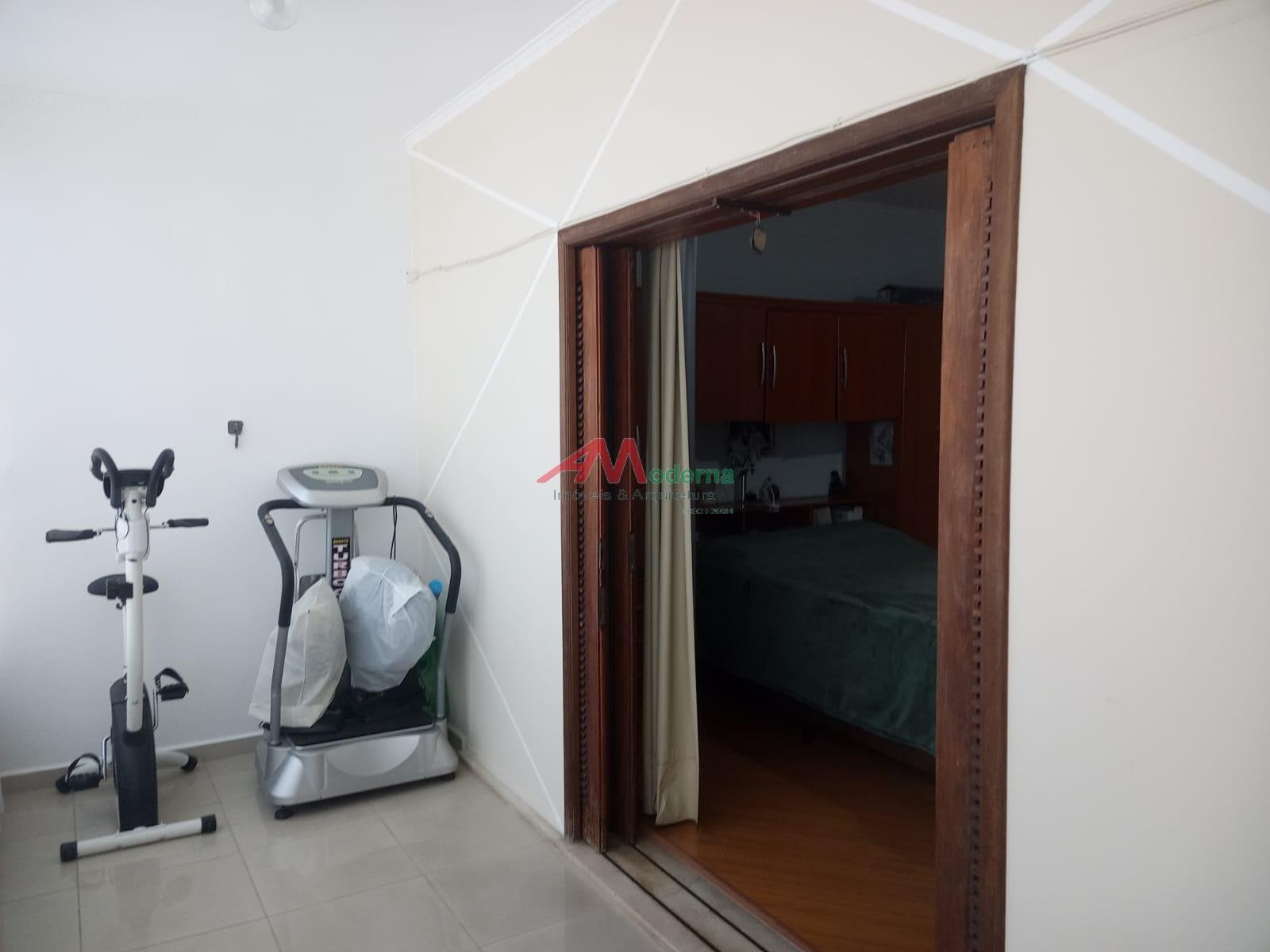 Casa à venda com 4 quartos, 2 banheiros, 6 vagas e 258m² no Rudge Ramos, São Bernardo do Campo (SP) — foto 11 de 30