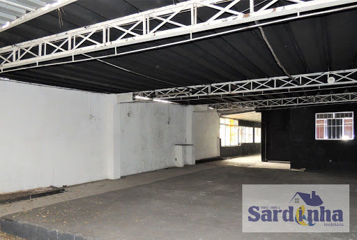 Prédio Inteiro à Venda em Jardim Colombo, SP | 300m²