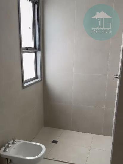 Casa à venda com 3 quartos, 3 suítes, 3 vagas e 240m² no Alphaville, Santana de Parnaíba (SP) — foto 9 de 23