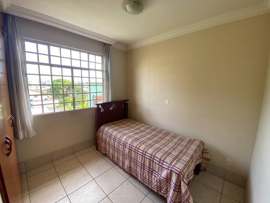 Casa à venda com 3 quartos, 1 suíte, 4 vagas e 358m² no Minascaixa, Belo Horizonte (MG) — foto 13 de 29