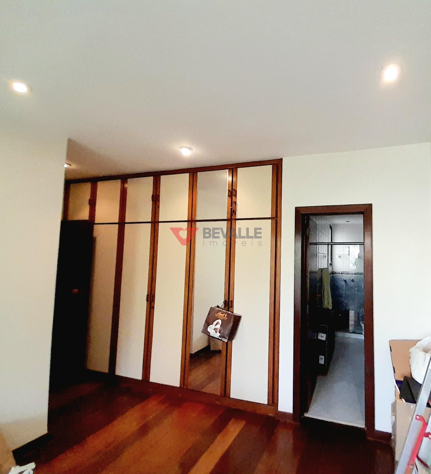 Apartamento à venda com 4 quartos, 2 suítes, 3 vagas e 246m² no Ipanema, Rio de Janeiro (RJ) — foto 14 de 27
