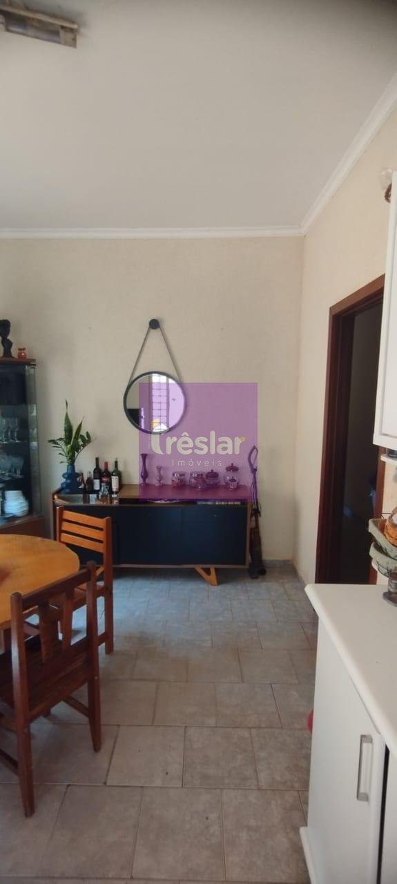Casa à venda com 2 quartos, 2 suítes, 1 vaga e 254m² no Centro, Três Lagoas (MS) — foto 15 de 17