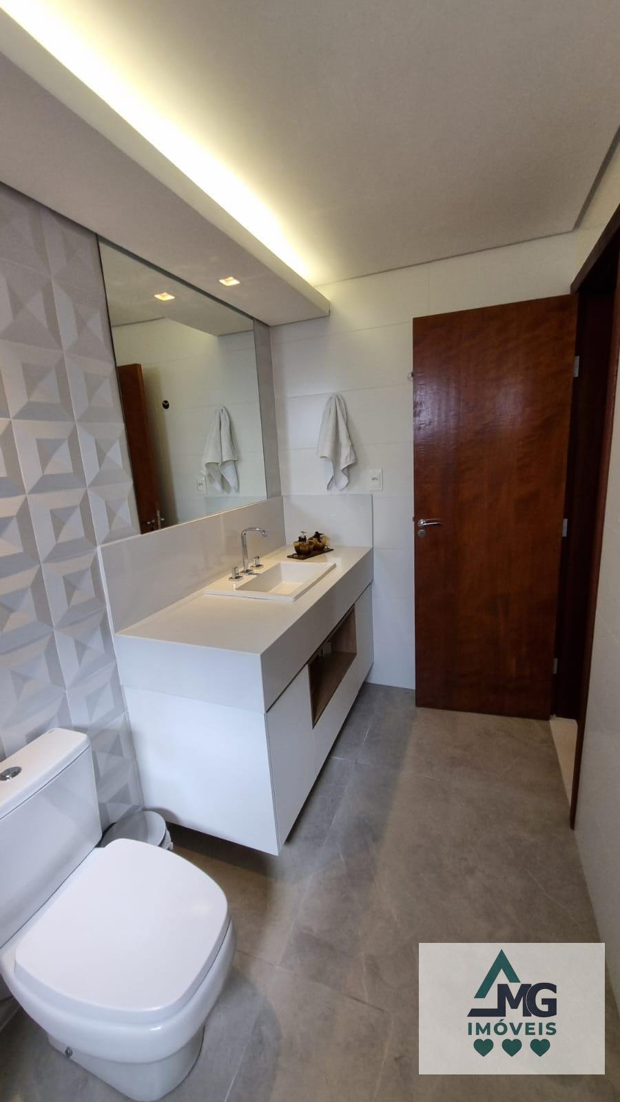 Apartamento à venda com 3 quartos, 3 suítes, 4 vagas e 245m² no Centro, Três Corações (MG) — foto 11 de 30
