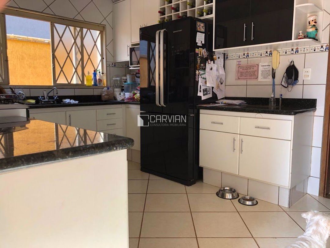 Casa à venda com 4 quartos, 1 suíte, 4 vagas e 335m² no Jardim Califórnia, Ribeirão Preto (SP) — foto 19 de 24