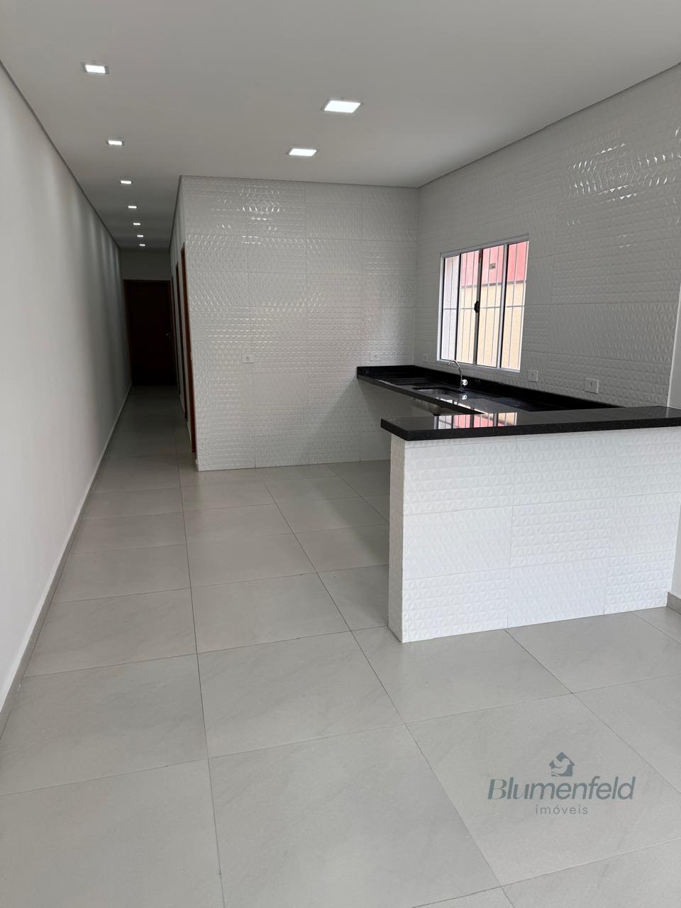 Casa à venda com 3 quartos, 1 suíte, 2 vagas e 100m² no Nova Arujá, Arujá (SP) — foto 5 de 16
