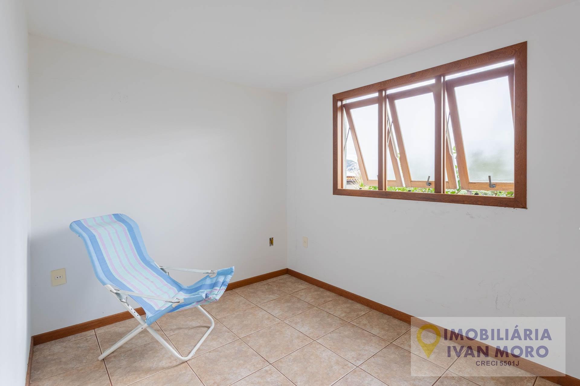 Casa à venda com 3 quartos, 1 suíte, 3 vagas e 233m² no João Paulo, Florianópolis (SC) — foto 22 de 27