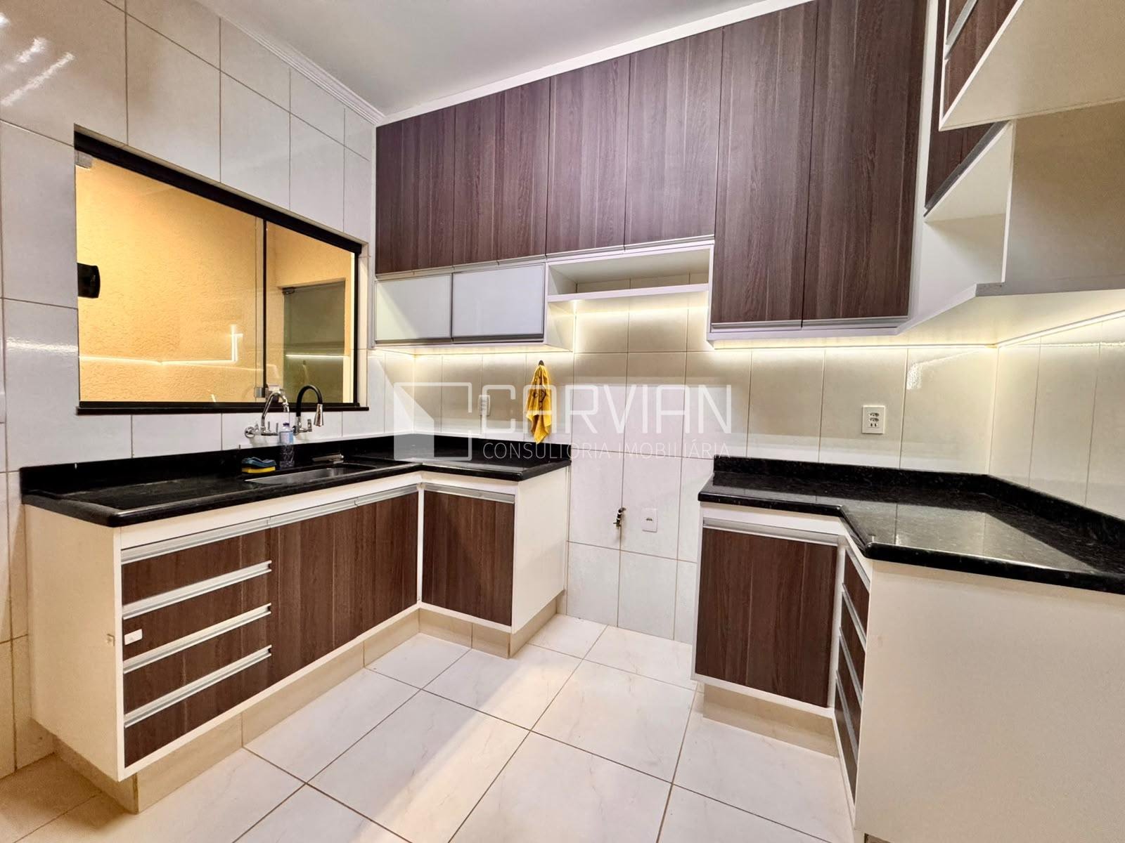 Casa à venda com 3 quartos, 1 suíte, 2 vagas e 165m² no Jardim Ouro Branco, Ribeirão Preto (SP) — foto 17 de 30