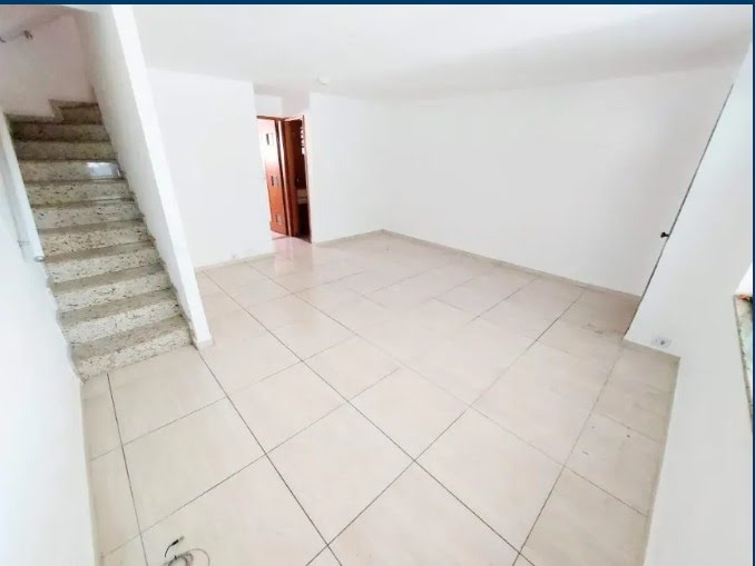 Casa à venda com 3 quartos, 1 suíte, 2 vagas e 137m² no Conjunto Residencial Vista Verde, São Paulo (SP) — foto 8 de 30