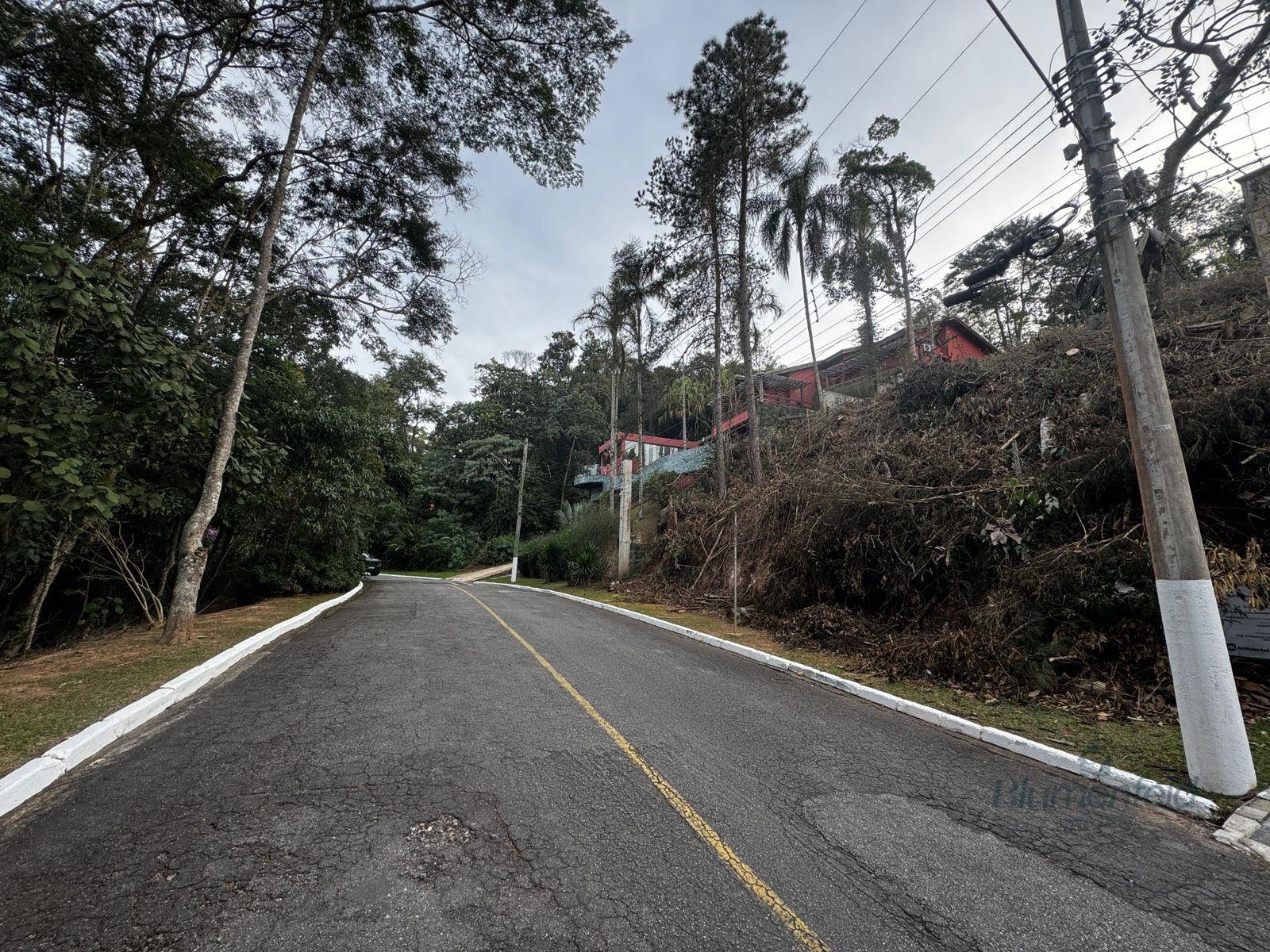 Terreno à venda com 1010m² de terreno no Arujázinho I, II e III, Arujá (SP) — foto 12 de 18